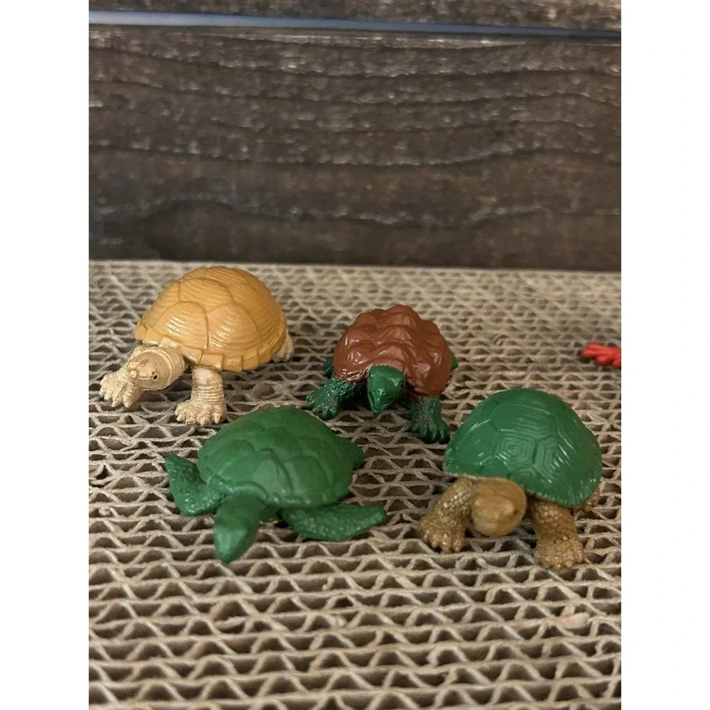 Lot Of 7 Safari Ltd Colorful Frogs‎ And Turtles